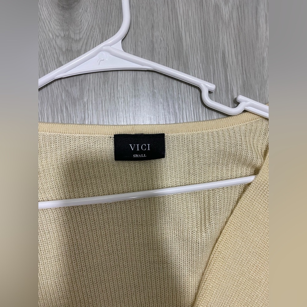 Vici Sweater - image 4